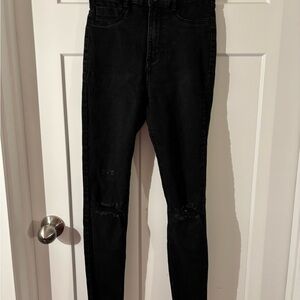 Zara Black Skinny Jeans with Stretch Denim